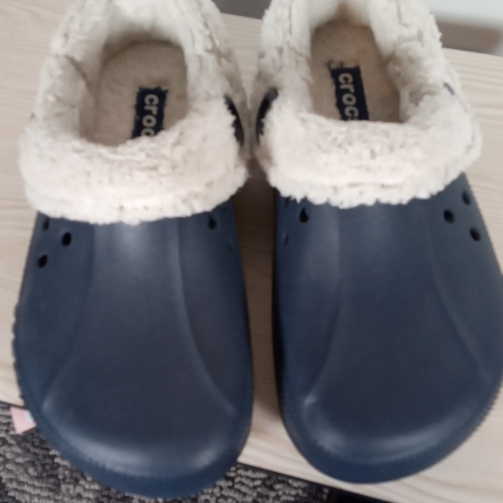 CROCS Blitzen11 Mule Navy Fur Slip On Shoes Outside Inside Womens 9 - Picture 3 of 9